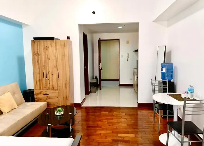 Guest house 20c Staycation Near Greenbelt 4*