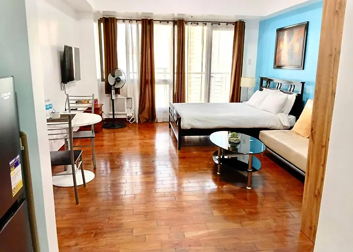 20c Staycation Near Greenbelt 4* Manila